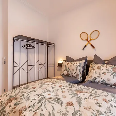 Emerald Design In Apartament